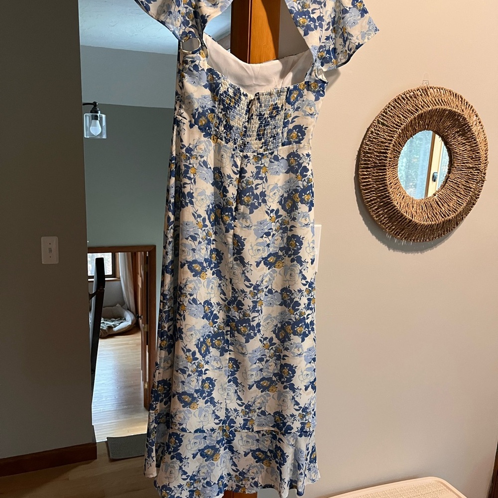 Floral Blue and White Dress - Picture 2 of 5